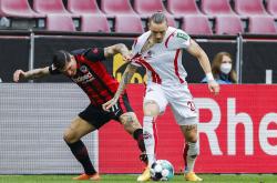 开云在线直播-包含阿贾克斯连胜，决心晋级决赛的词条