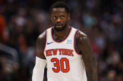 开云体育官网-包含黄蜂球员态度消极，兰德尔进攻无力无法挽回颓势的词条