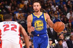 开云体育APP下载-关于快船横扫雷霆，西亚卡姆惊艳四座的信息