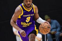 开云官网-美国运动员在比赛中表现出色