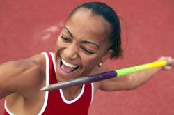 开云官网-库尔图瓦，从铁闸到发起点，巴萨绝杀夜背后的攻防转换艺术