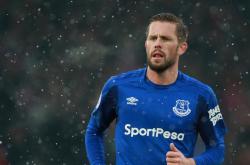 开云体育APP下载-逆转与点燃，拉沃尔杯与联合杯中的穆雷时刻