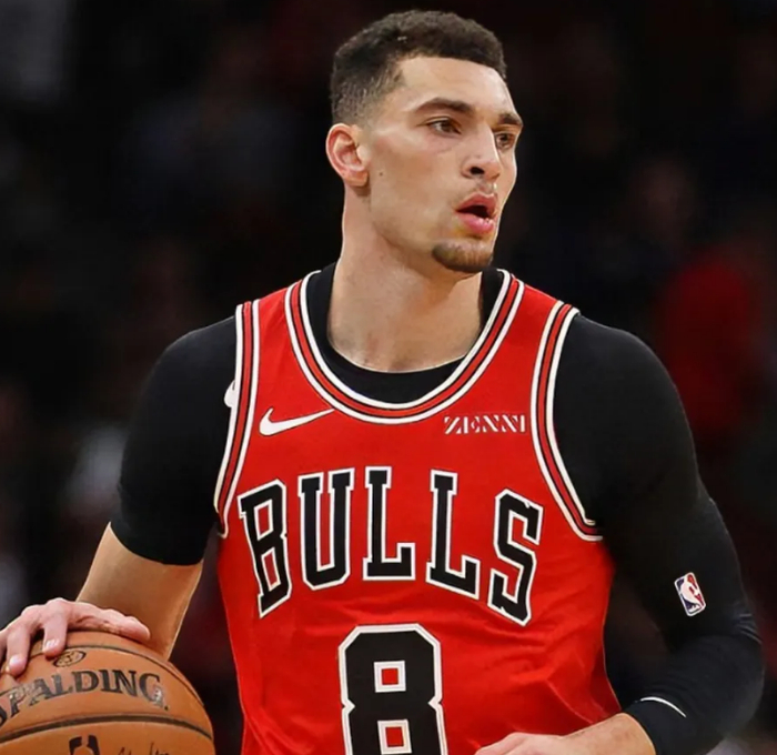 包含布朗公牛轮换名宿卢黑帅带领晋级的词条