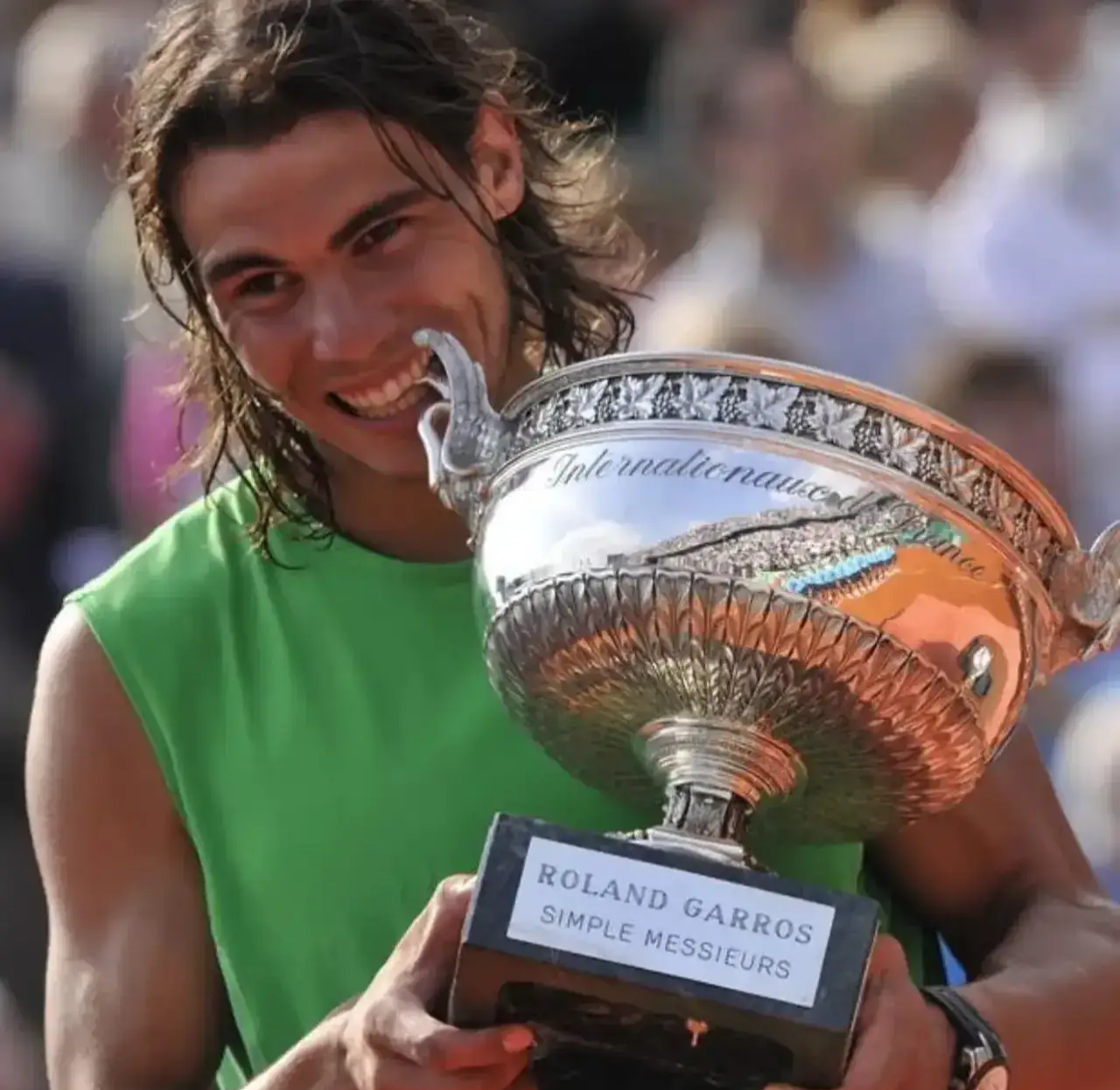 西班牙网球队碾压英国网球队,纳达尔制霸全场的简单介绍 西班牙网球队碾压英国网球队,纳达尔制霸全场的简单介绍