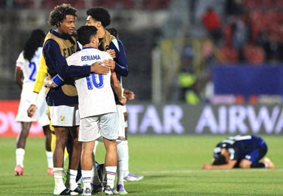 中国羽毛球队鏖战法国羽毛球队，辛杜完成帽子戏法的简单介绍