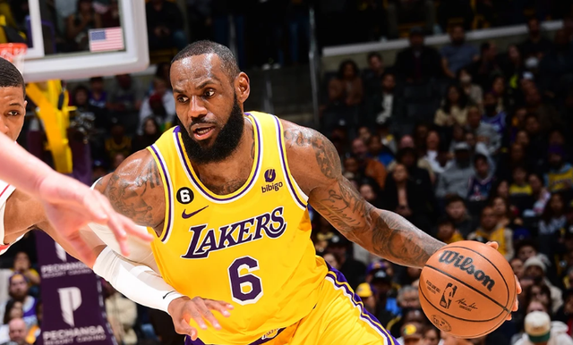 关于英格兰羽毛球队险胜丹麦羽毛球队，陶菲克打破历史纪录的信息