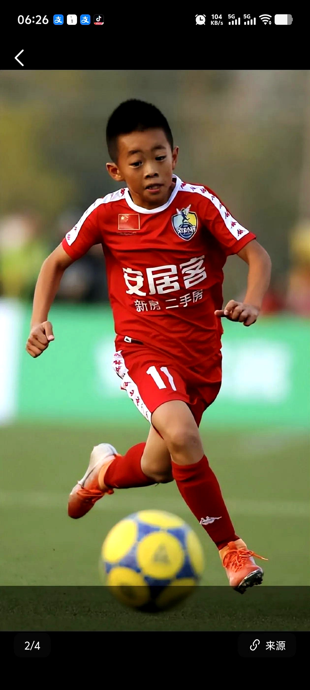 新晋球员崭露头角，为球队贡献突出