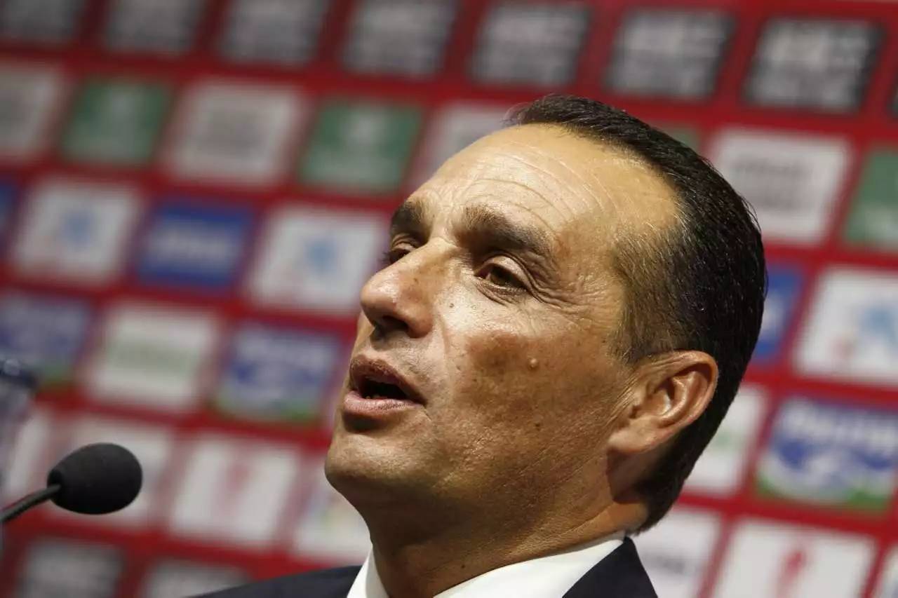 包含格拉纳达战平对手，稳扎稳打取得一分的词条