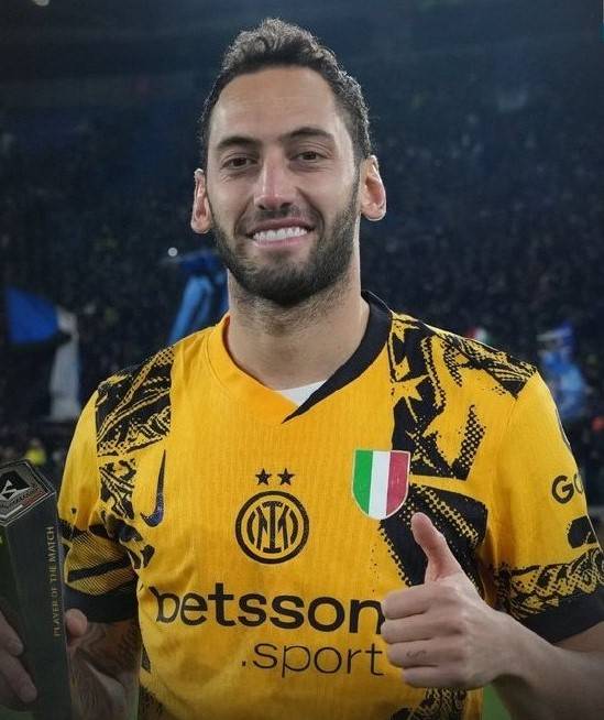 包含国米客场大胜，领先优势有所扩大的词条