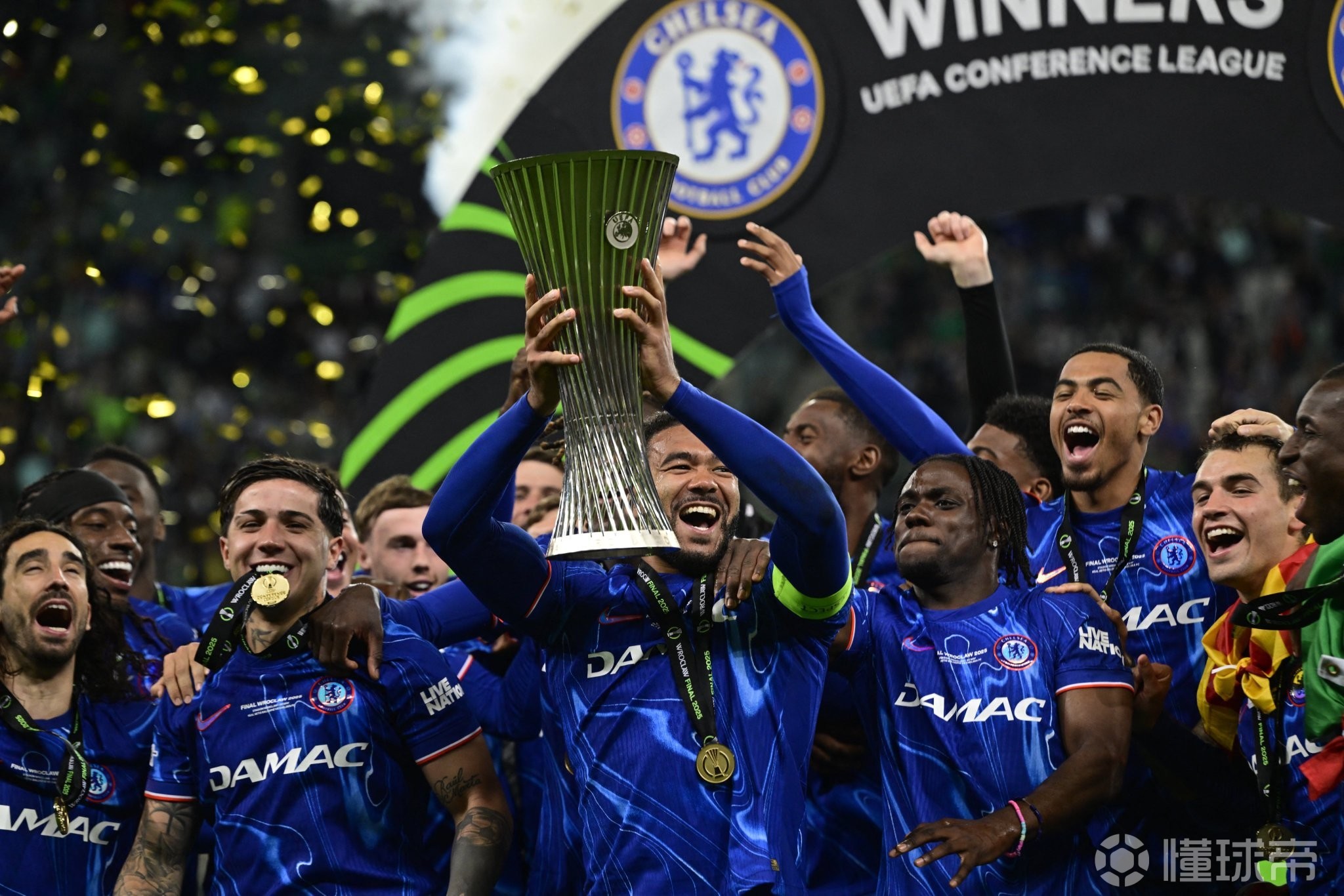 水晶宫主场大胜，雄起逼近欧战资格的简单介绍