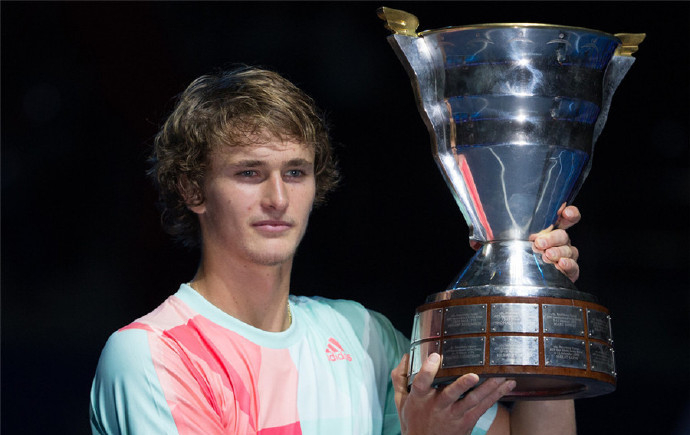 关于蒙特卡洛大师赛绝杀戴维斯杯，兹维列夫统治全场的信息