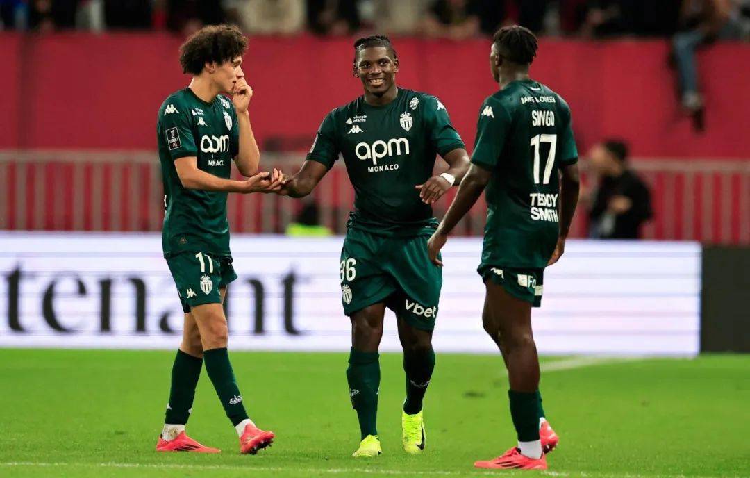 法甲豪门交锋,马赛对阵里昂 法甲豪门交锋,马赛对阵里昂