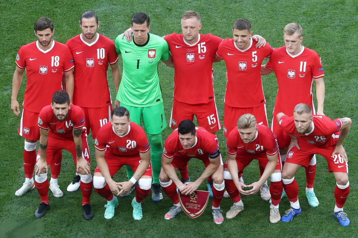 波兰乒乓球队血洗瑞典乒乓球队，张继科三分雨点燃全场的简单介绍